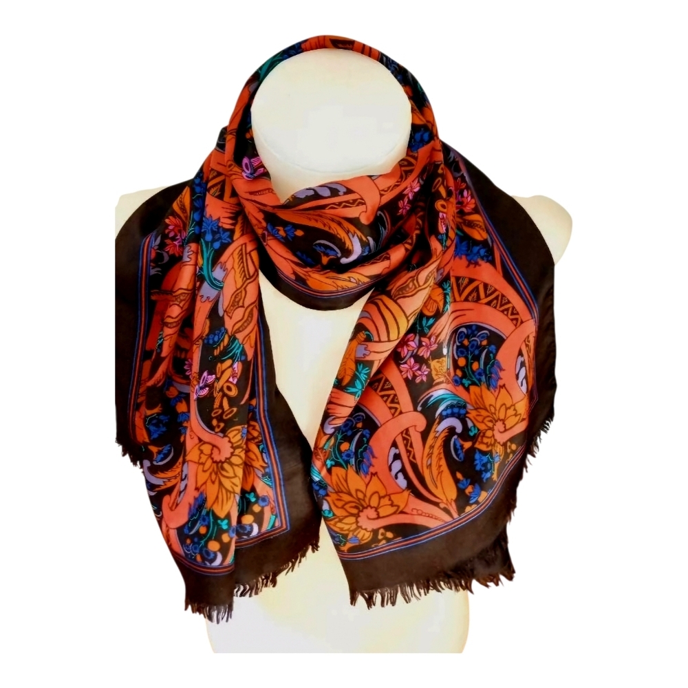 Vintage Museum Fine Arts of Boston 100 % silk scarf